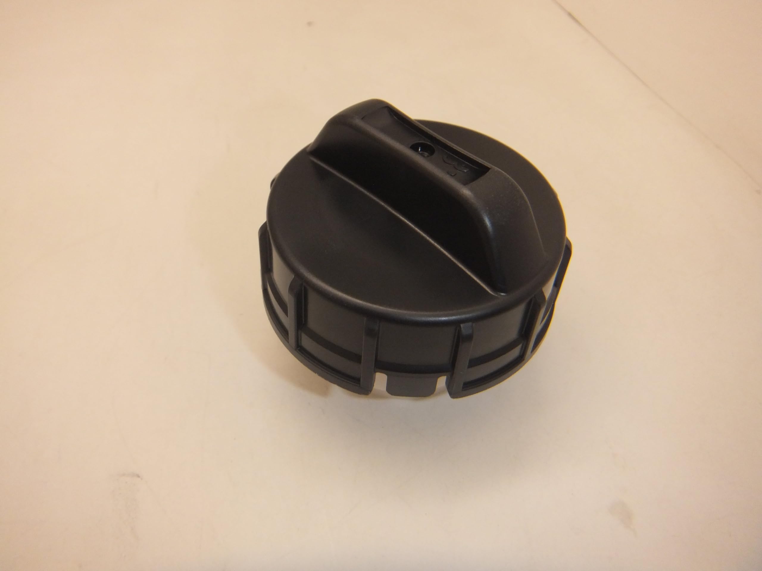 Amazon | 三菱 パジェロミニ(H53A/H58A)フューエルタンクキャップ 黒